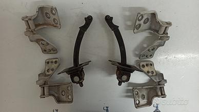 Cerniere e tiranti posteriori peugeot partner 018