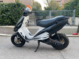 Malaguti Phantom F12 del 2007 con libretto grande