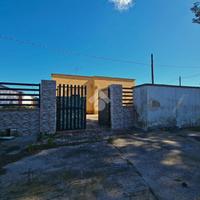 TRIFAMILIARE A NARDÒ