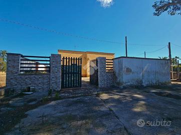 TRIFAMILIARE A NARDÒ