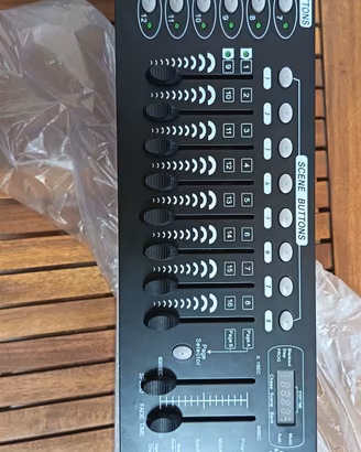 Centralina LUCI PAR TESTE MOBILI DJ DMX 512