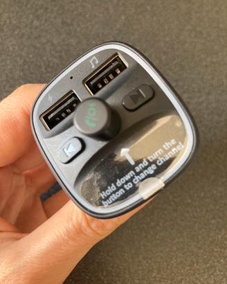 Trasmettitore FM bluetooth per auto