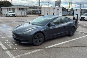 Tesla Model 3 Long Range Dual Motor Traz Integrale