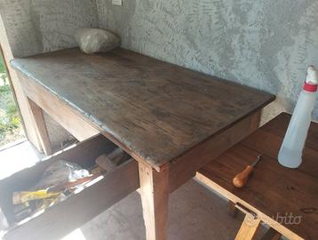 Tavolo da lavoro in quercia