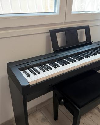 Pianoforte digitale yamaha con panca e accessori