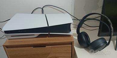 PS5 slim con lettore disco+cuffie sony senza contr