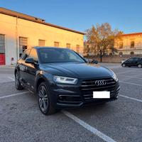 Audi Q5 3.0 TDI quattro tiptronic Sport