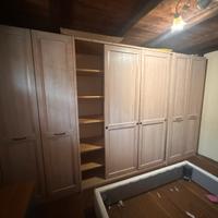 armadio in vero legno