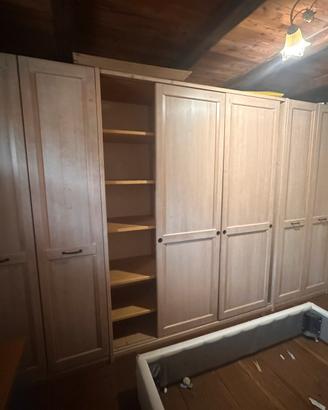 armadio in vero legno