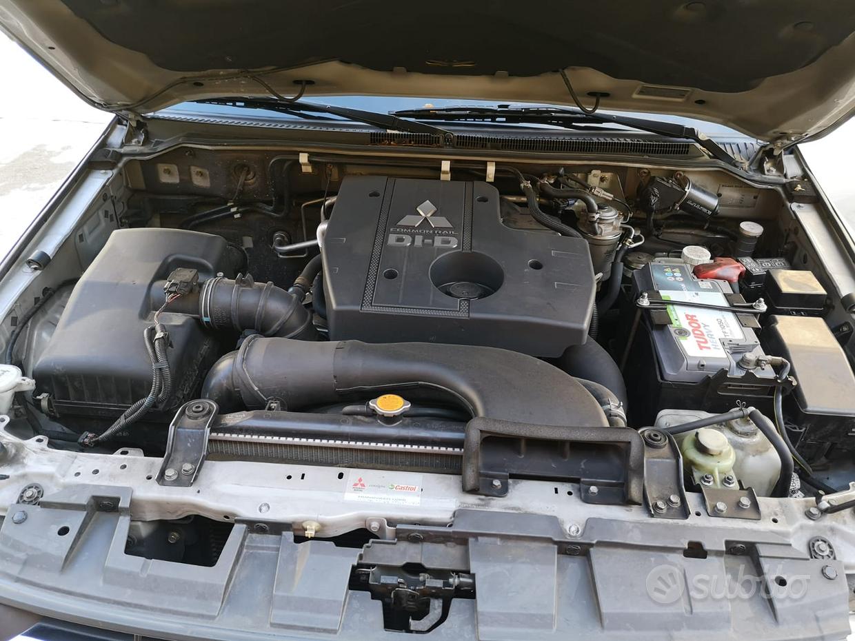 MITSUBISHI Pajero (2006-2009)