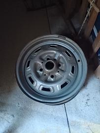 Cerchi ferro fiat 128/128 sport coupé/3p