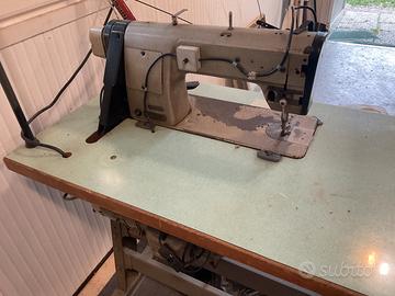 Macchina per cucire industriale