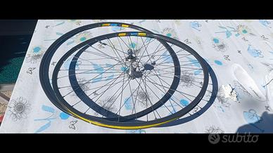 cerchioni bici da corsa MAVIC