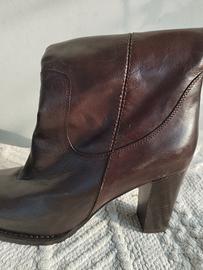 Stivali in vera pelle  Intrend- maxmara