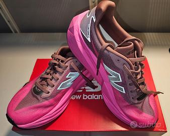 New Balance FUELCELL REBEL V5 - Scarpe da corsa