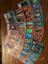 Lotto circa 80 carte di yugioh vario