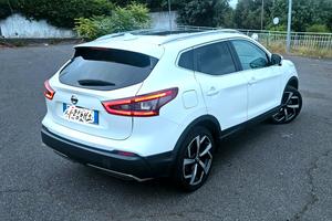 Nissan Qashqai TEKNA+  dci  restayling