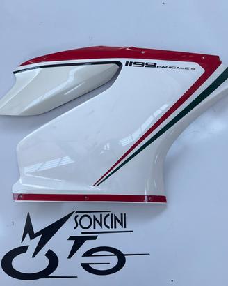Carena superiore destra panigale S 1199 tricolore
