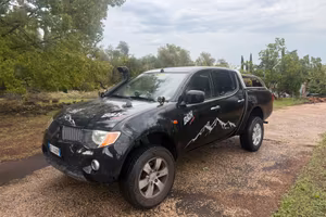 Mitsubishi l200