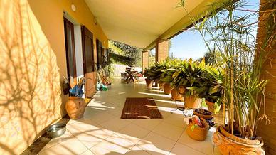 Villa di 182 m² con 5 locali a Pistoia