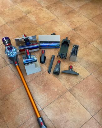 DYSON V8 ABSOLUTE NUOVO SP GRATUITA