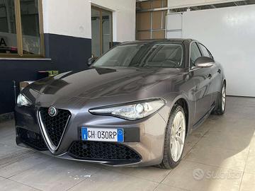 Alfa Romeo Giulia 2.2 t Q4 190cv awd auto tetto p