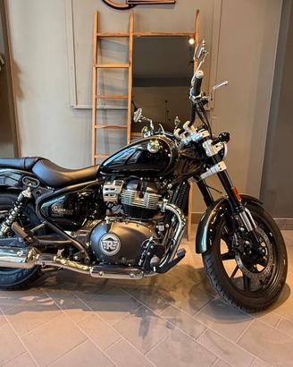 Royal Enfield Super Meteor 650 Interstellar