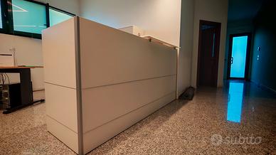 Scrivania per Ufficio Moderna 