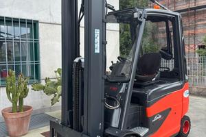 Carrello elevatore usato Linde E30 HL-01-600