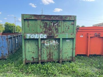 CONTAINER SCARRABILE USATO A CIELO APERTO