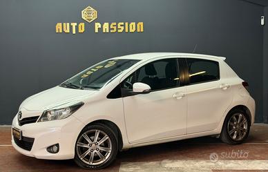 Toyota Yaris 1.0 5 porte Lounge