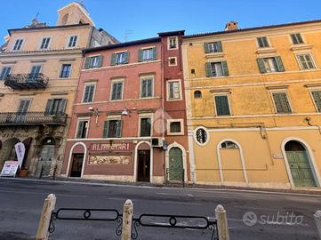 MULTILOCALE A SUBIACO