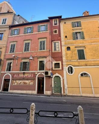 MULTILOCALE A SUBIACO