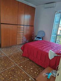 Armadio guardaroba a muro