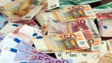 Borgo S Lorenzo fondo commerciale mq 250 vetrine