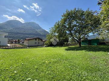 TER. RESIDENZIALE A SPINONE AL LAGO