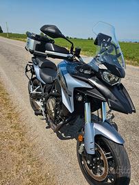 QJ SRT 700 s