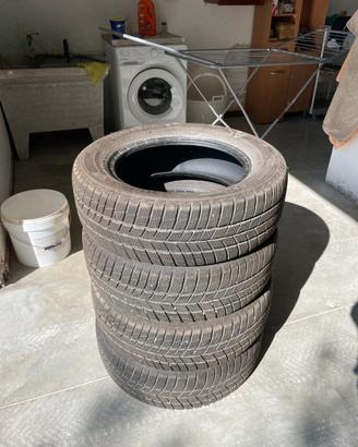 Gomme/Pneumatici invernali Barum Polaris 5