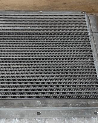 Radiatore alluminio acqua aria olio