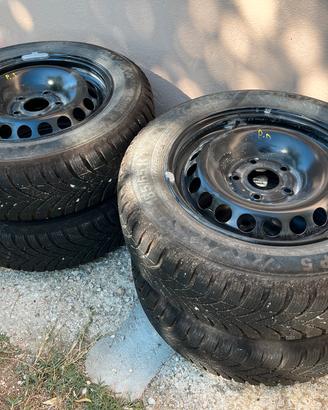 Ruote invernali complete 185/65 R15 92T XL EVc