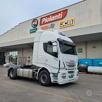 B446-Trattore stradale Iveco Stralis 440/TP