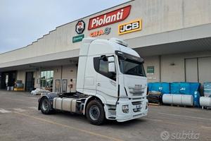 B446-Trattore stradale Iveco Stralis 440/TP