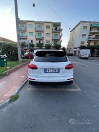 PORSCHE Cayenne 2ªs.'10-'18 - 2015