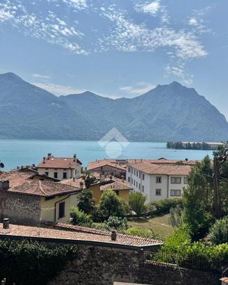 MONOLOCALE A LOVERE