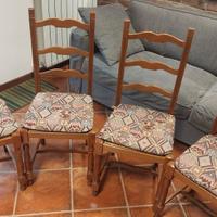 4 sedie in legno molto comode