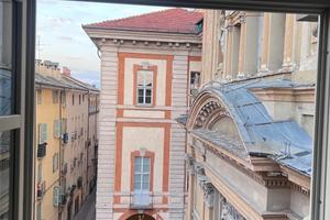 Appartamento con terrazzo piazza Virginio