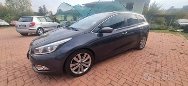 Kia Ceed cee'd 1.6 CRDi 128 CV aut. SW Platinum