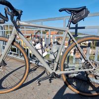 CANNONDALE TOPSTONE 2