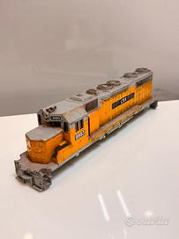 Union Pacific GP40 in scala HO (1:87),