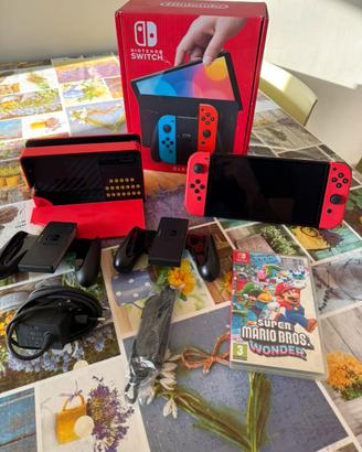Nintendo Switch OLED -  edizione Super Mario